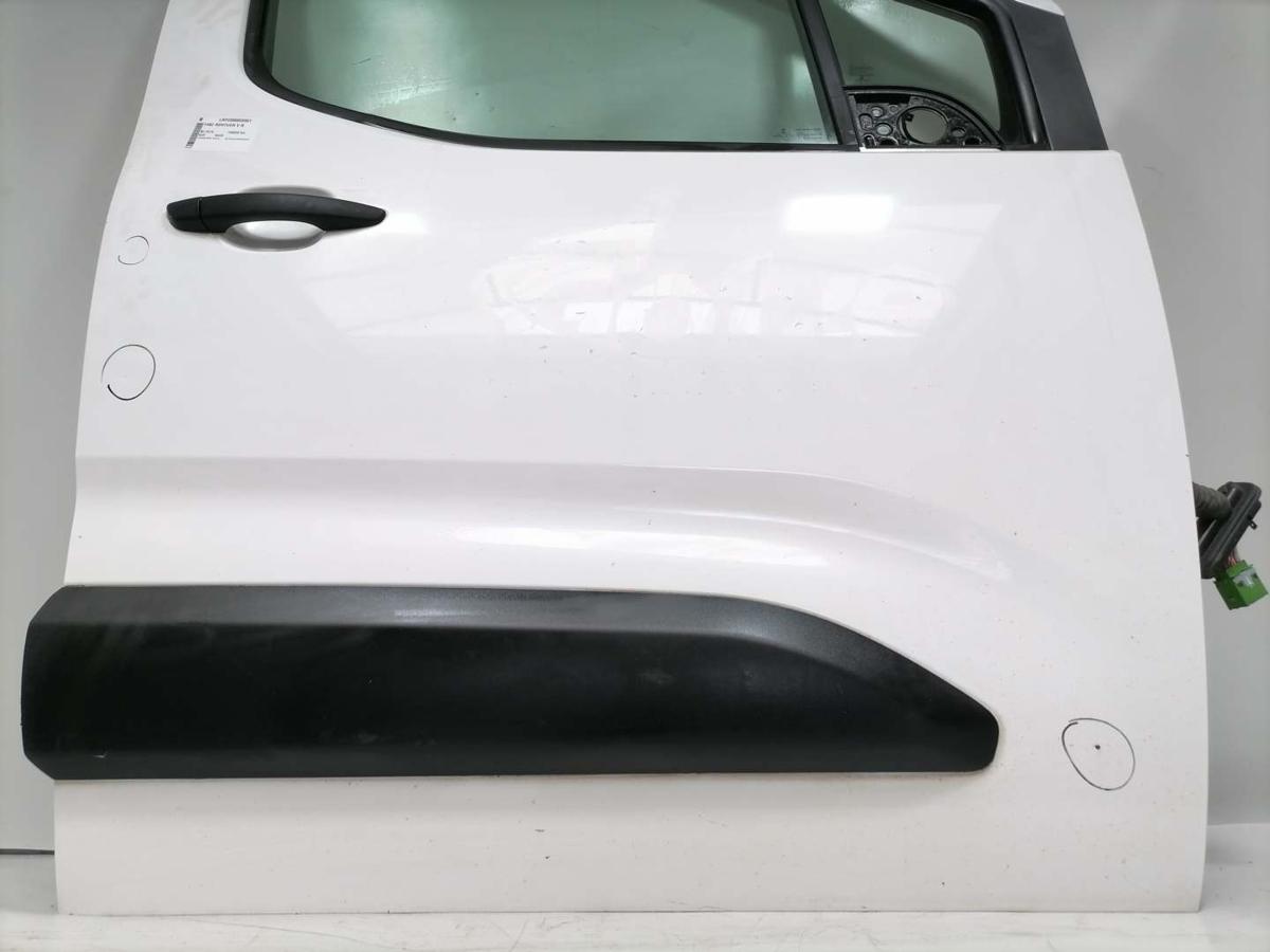 Opel Combo E original T&uuml;r vorn rechts G20 Wei&szlig; Rohbau Bj.2019